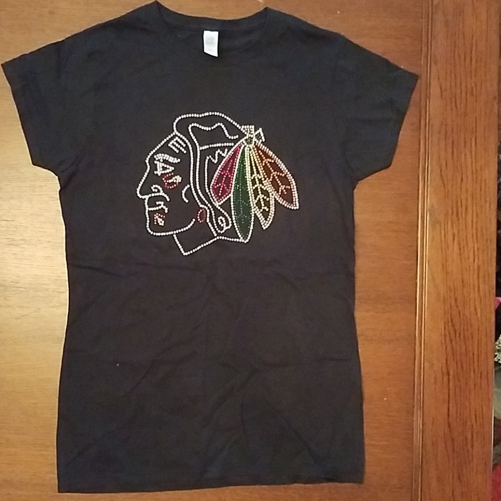 Chicago hockey fitted tee